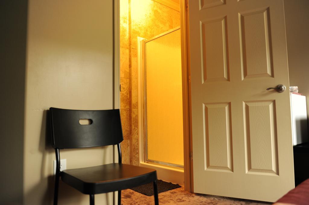 Camelot Inn At Honeyville 部屋 写真